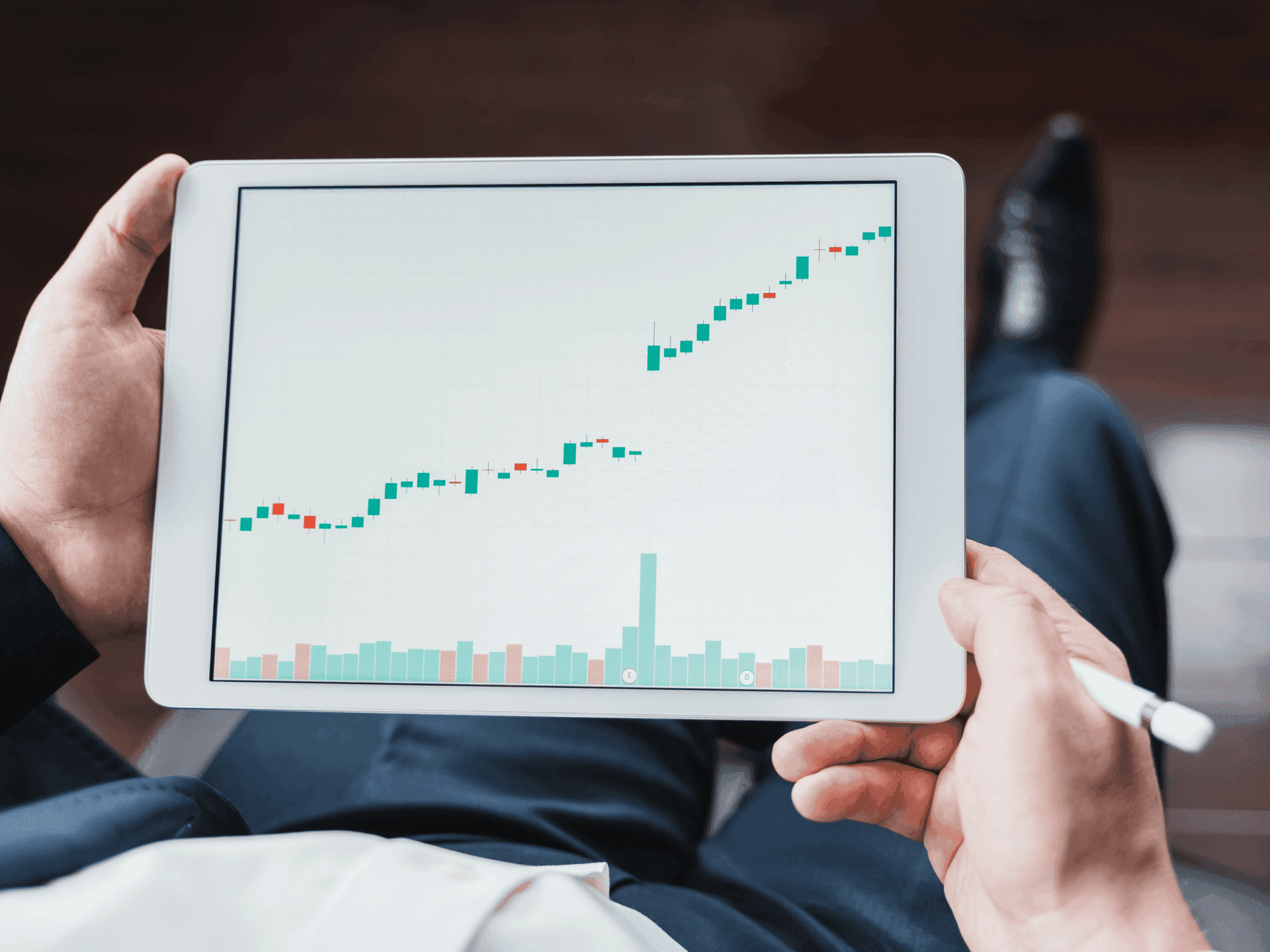 了解市場動態 images